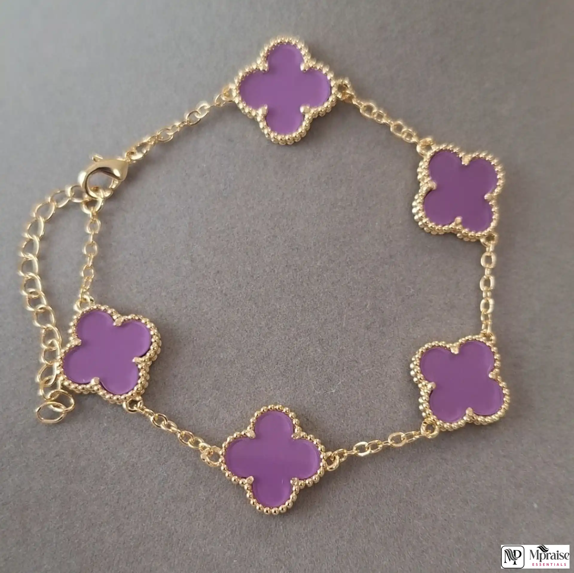 Luxury Van Cleef Clover Bracelet