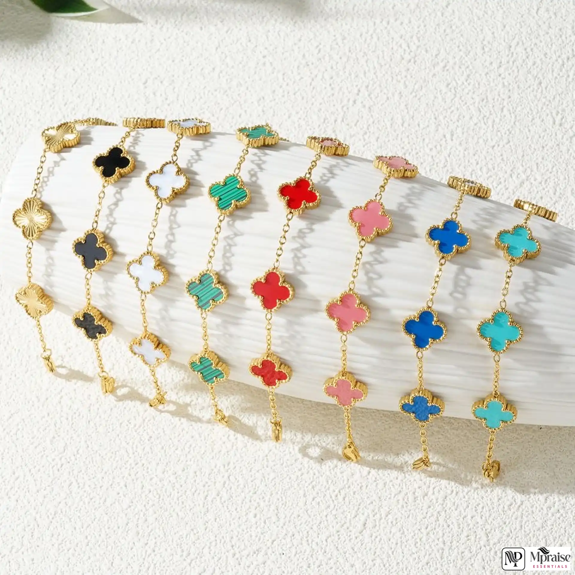 Luxury Van Cleef Clover Bracelet