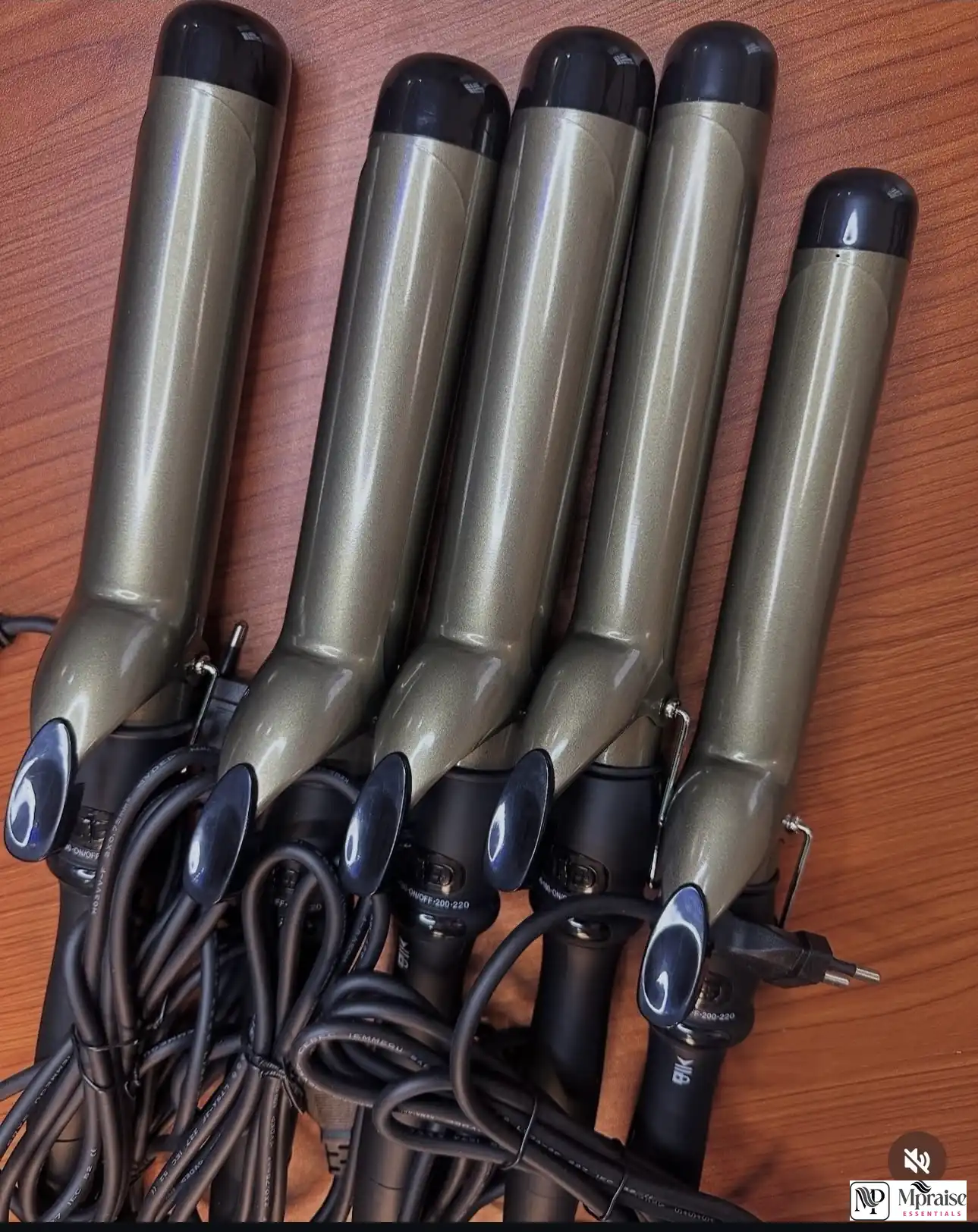 Professional Silver Tong Curler