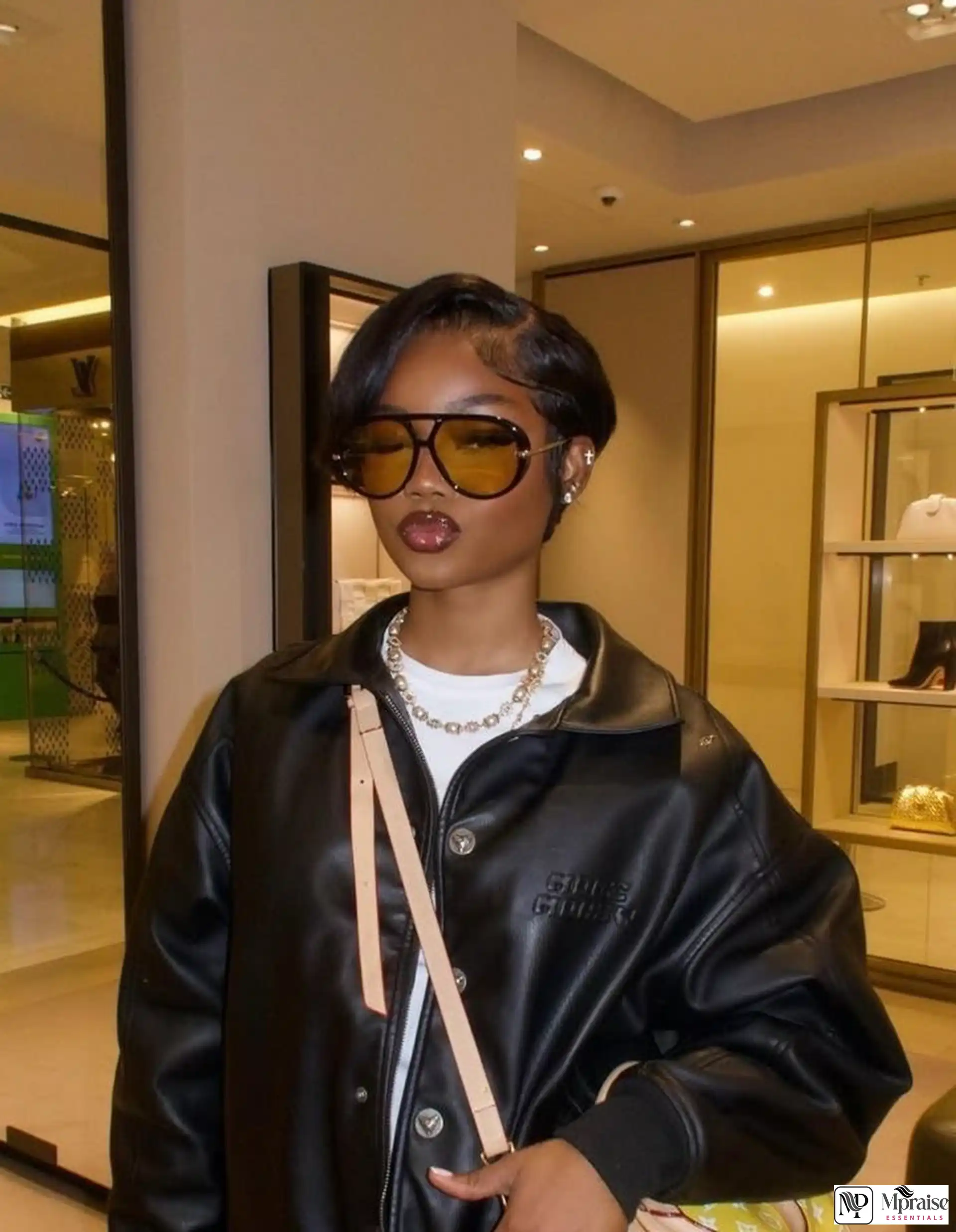 Luxury Fashion Glasses 1